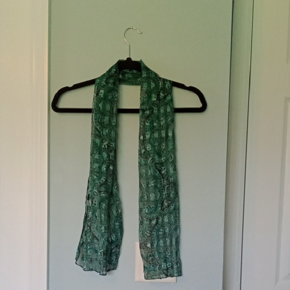 Elegant Green Scarf